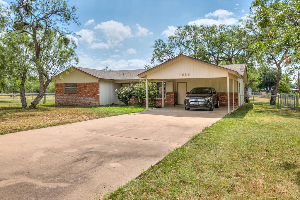 7686 Gladiola Avenue, San Angelo, TX 76901