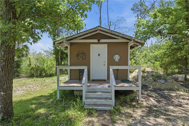17631 SE 37th Avenue, Inglis, FL 34449