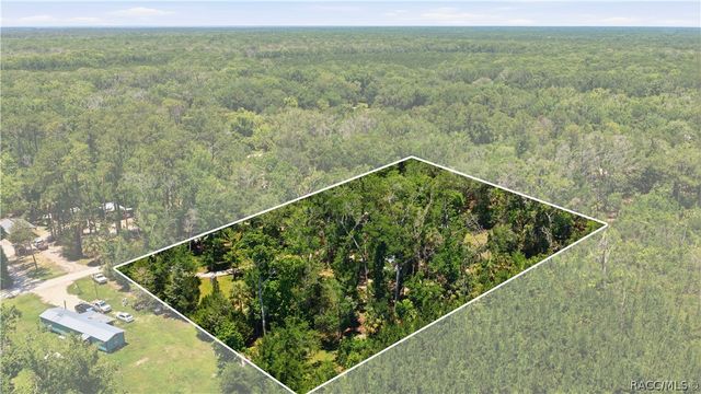 17631 SE 37th Avenue, Inglis, FL 34449
