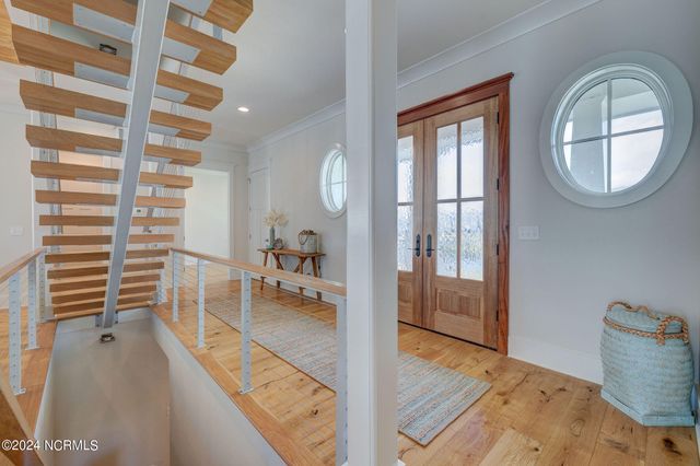 7 S Waterfront Place, Hampstead, NC 28443