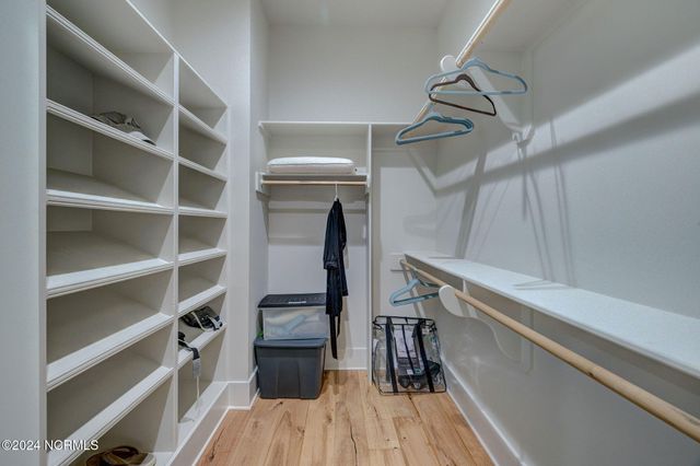 7 S Waterfront Place, Hampstead, NC 28443