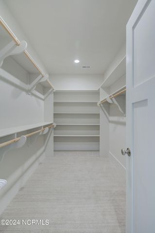 7 S Waterfront Place, Hampstead, NC 28443