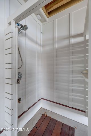 7 S Waterfront Place, Hampstead, NC 28443