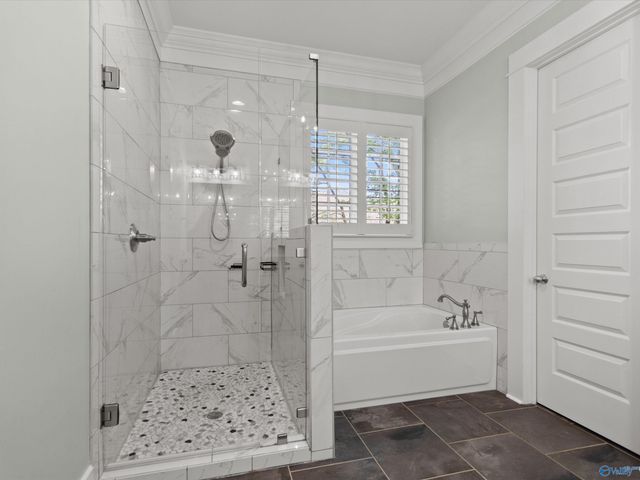 5405 Spring Creek Drive, Guntersville, AL 35976