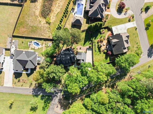 5405 Spring Creek Drive, Guntersville, AL 35976