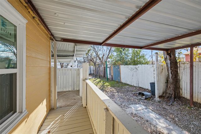 4220 Ramey Avenue, Fort Worth, TX 76105