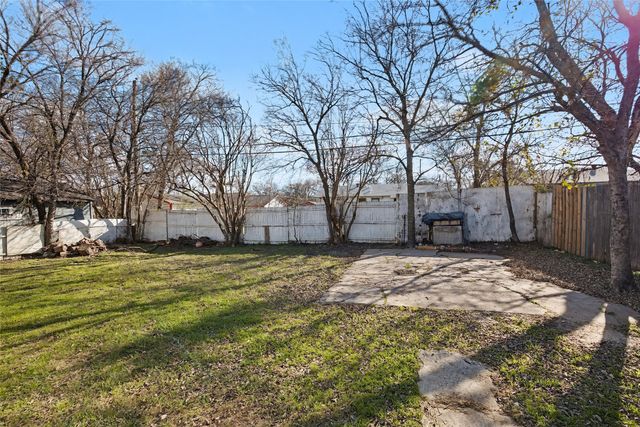 4220 Ramey Avenue, Fort Worth, TX 76105