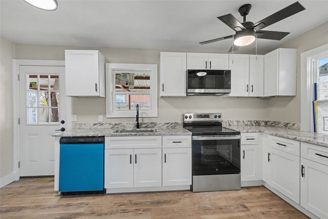 4220 Ramey Avenue, Fort Worth, TX 76105