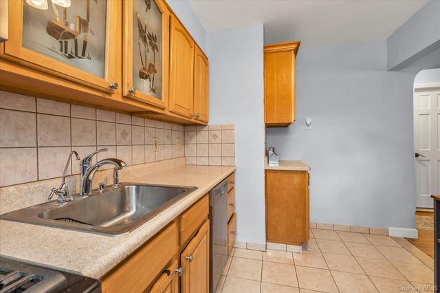 219-29 75th Avenue 300A2, Oakland Gardens, NY 11364