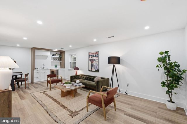 1355 LONGFELLOW ST NW, Washington, DC 20011