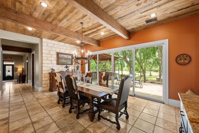 131 Camino Derecho, Wimberley, TX 78676