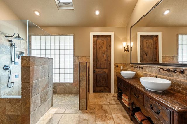 131 Camino Derecho, Wimberley, TX 78676