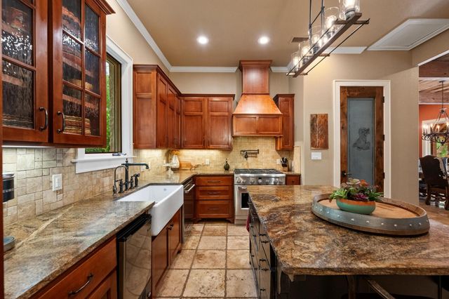 131 Camino Derecho, Wimberley, TX 78676