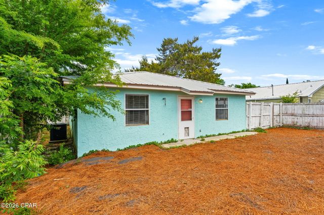 423 Kelly Street, Panama City Beach, FL 32413