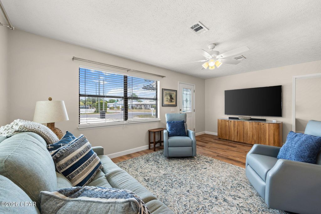 Image 4 of property listing at 423 Kelly Street, Panama City Beach, FL 32413