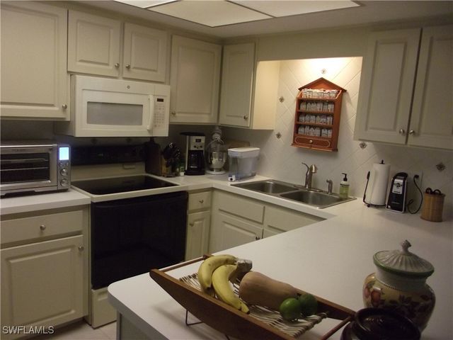 27601 Pierce AVE, Bonita Springs, FL 34135