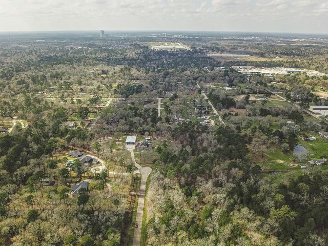 11805 & 11809 White Oak Pass, Conroe, TX 77385