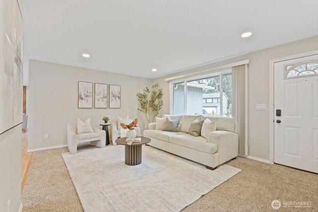 15304 SE 179th Street S, Renton, WA 98058