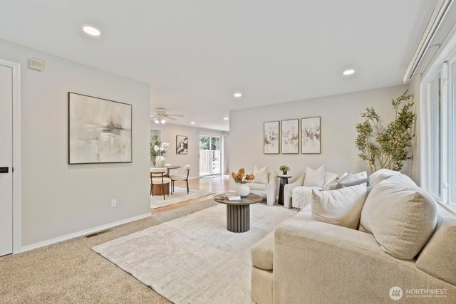 15304 SE 179th Street S, Renton, WA 98058