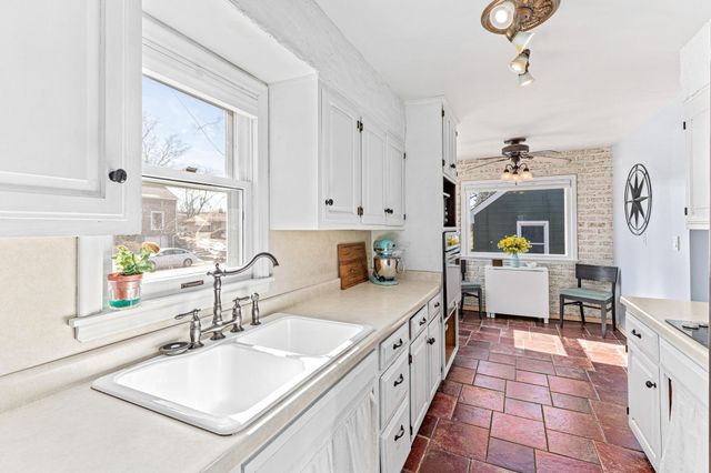 1675 Clear Avenue, Saint Paul, MN 55106