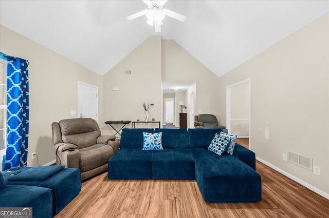 1780 Etchison SPUR, Loganville, GA 30052