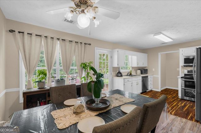 1780 Etchison SPUR, Loganville, GA 30052