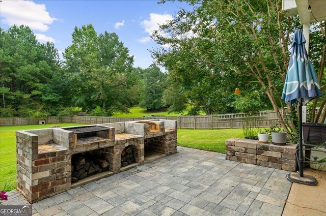 1780 Etchison SPUR, Loganville, GA 30052