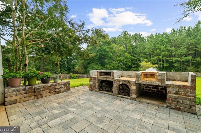 1780 Etchison SPUR, Loganville, GA 30052