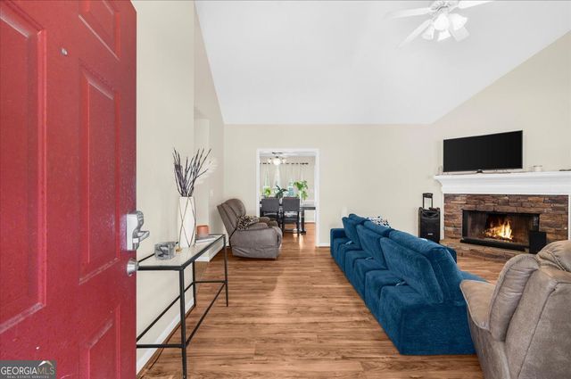1780 Etchison SPUR, Loganville, GA 30052