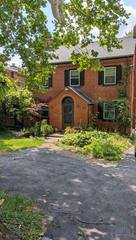 2214 W North Bend Road, Cincinnati, OH 45239