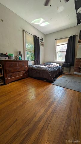 2214 W North Bend Road, Cincinnati, OH 45239