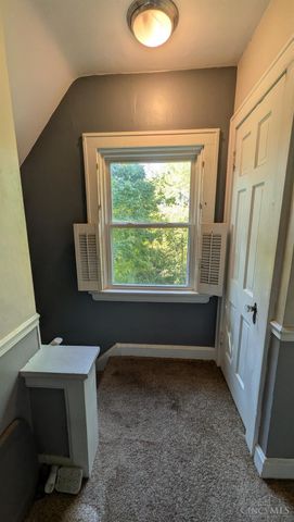 2214 W North Bend Road, Cincinnati, OH 45239