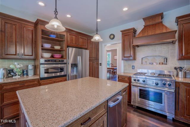 15126 Stonewall Ridge, Bristol, VA 24202