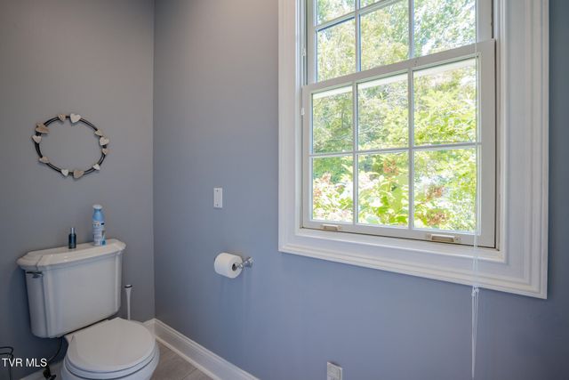 15126 Stonewall Ridge, Bristol, VA 24202