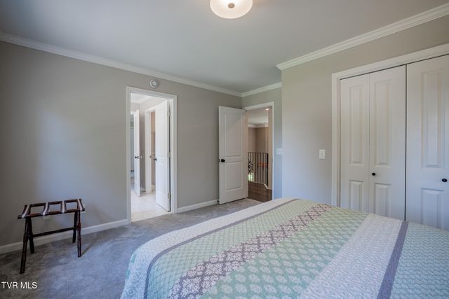 15126 Stonewall Ridge, Bristol, VA 24202