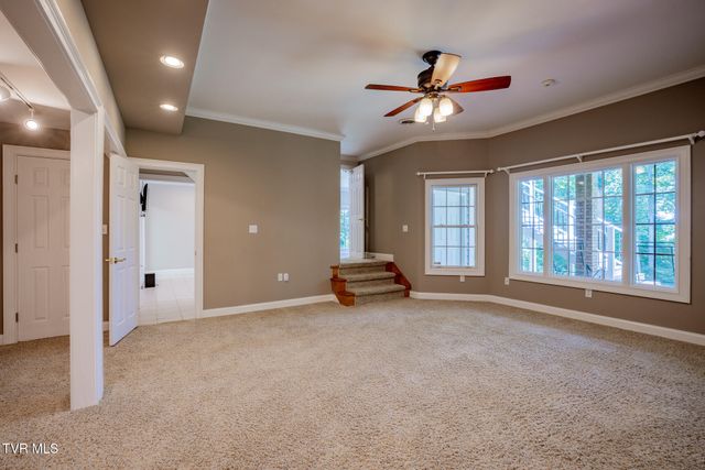 15126 Stonewall Ridge, Bristol, VA 24202