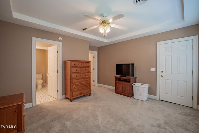 15126 Stonewall Ridge, Bristol, VA 24202