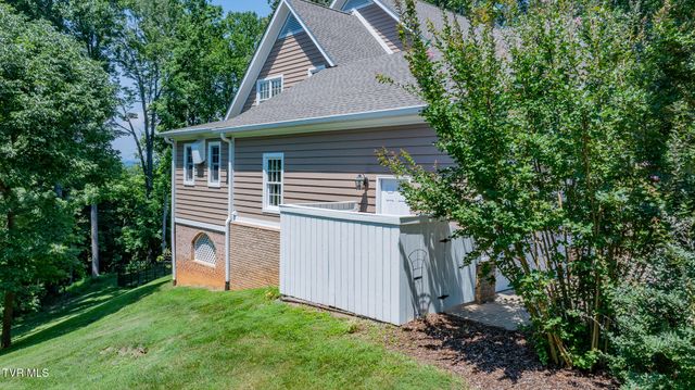 15126 Stonewall Ridge, Bristol, VA 24202