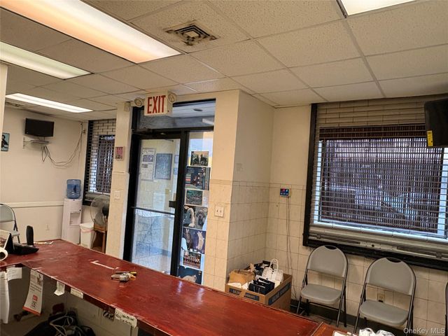 16 Mount Vernon Avenue, Mount Vernon, NY 10550