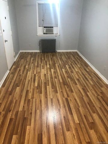 16 Mount Vernon Avenue, Mount Vernon, NY 10550