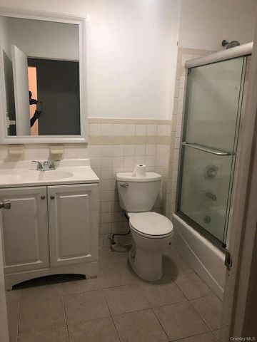 16 Mount Vernon Avenue, Mount Vernon, NY 10550