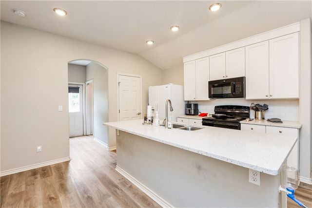 1517 Dorado St, Corpus Christi, TX 78417