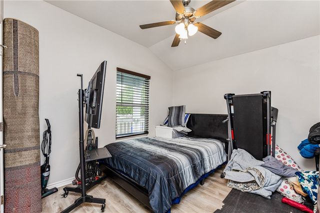 1517 Dorado St, Corpus Christi, TX 78417