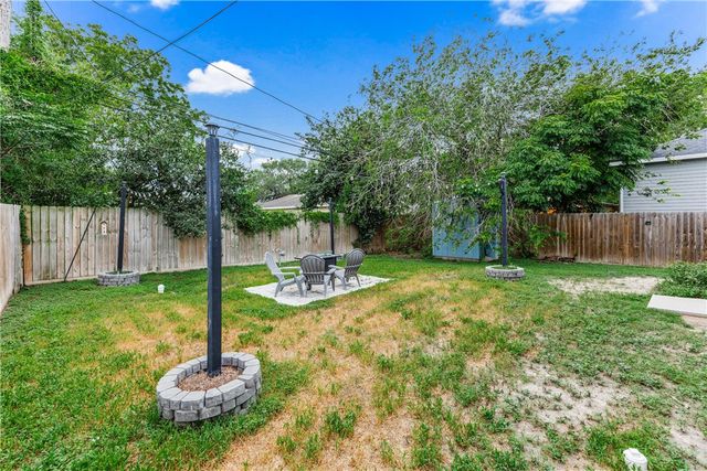 1517 Dorado St, Corpus Christi, TX 78417