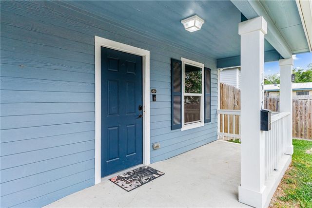 1517 Dorado St, Corpus Christi, TX 78417