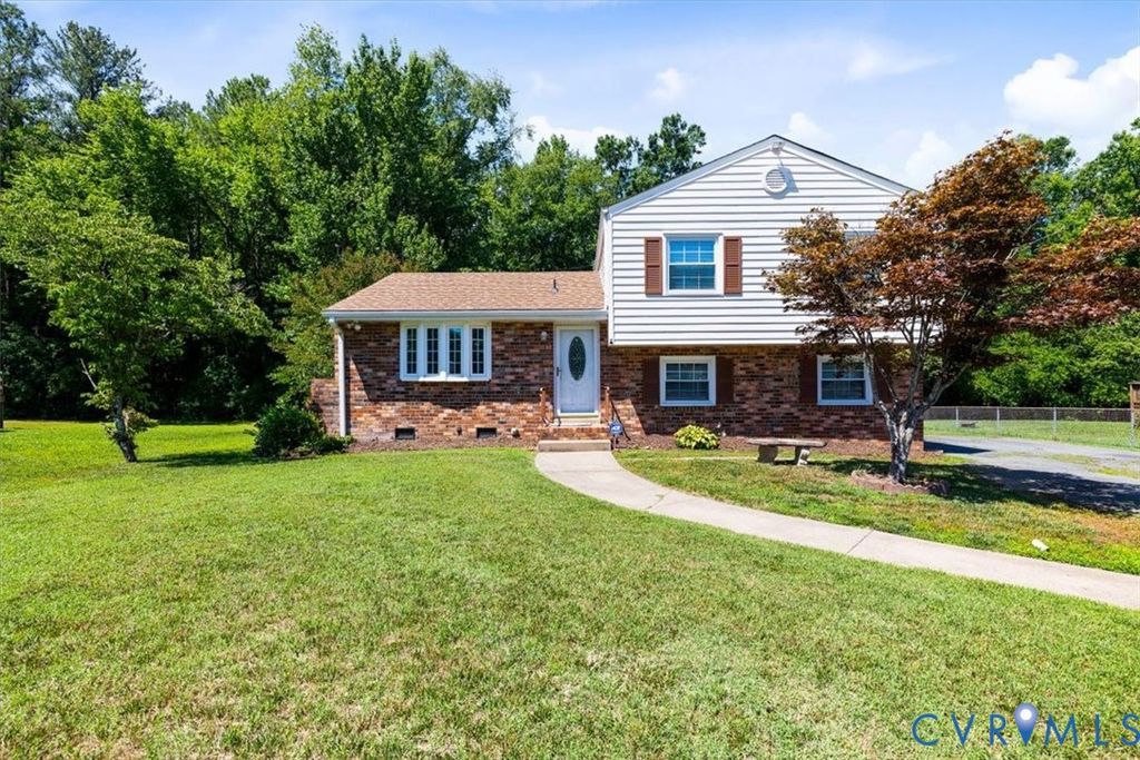 2817 Lito Rd, Glen Allen, VA 23060