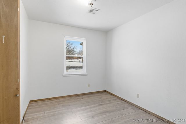 17564 W Grandview Drive, Tahlequah, OK 74464