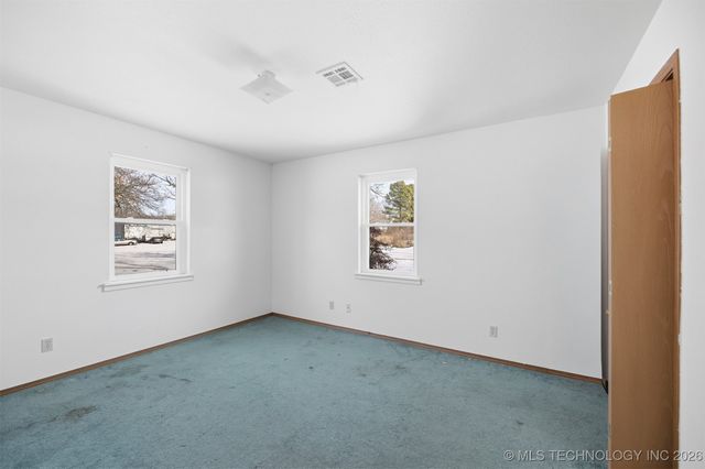 17564 W Grandview Drive, Tahlequah, OK 74464