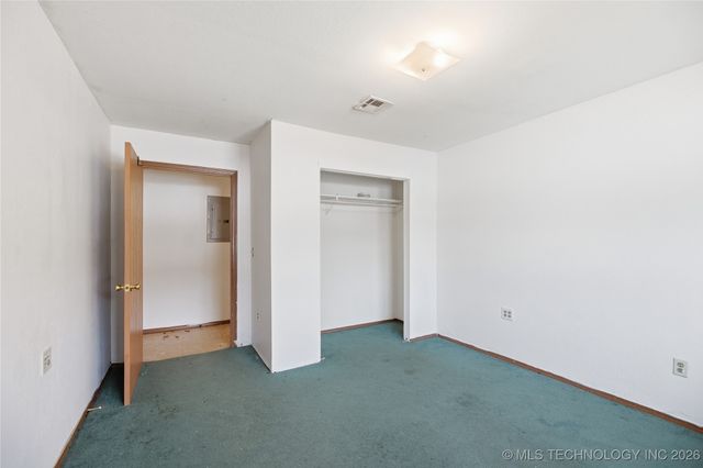 17564 W Grandview Drive, Tahlequah, OK 74464