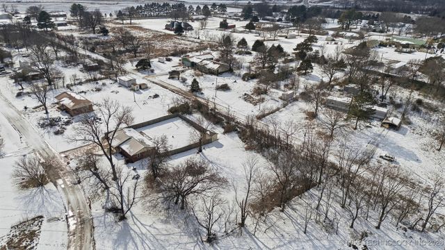 17564 W Grandview Drive, Tahlequah, OK 74464